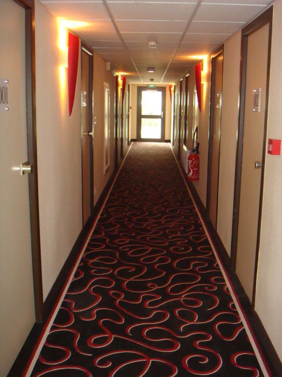 Hotel Inn Design Poitiers Sud Exteriör bild